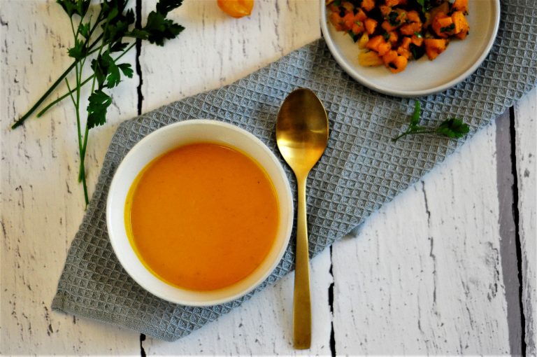 Kürbis-Paprika-Suppe – Herbstliebelei. - Schokoladenpfeffer Kürbis-Paprika-Suppe – Herbstliebelei. - Schokoladenpfeffer