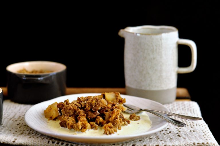 Applecrumble mit Vanillesauce – Butterfreu(n)de. - Schokoladenpfeffer