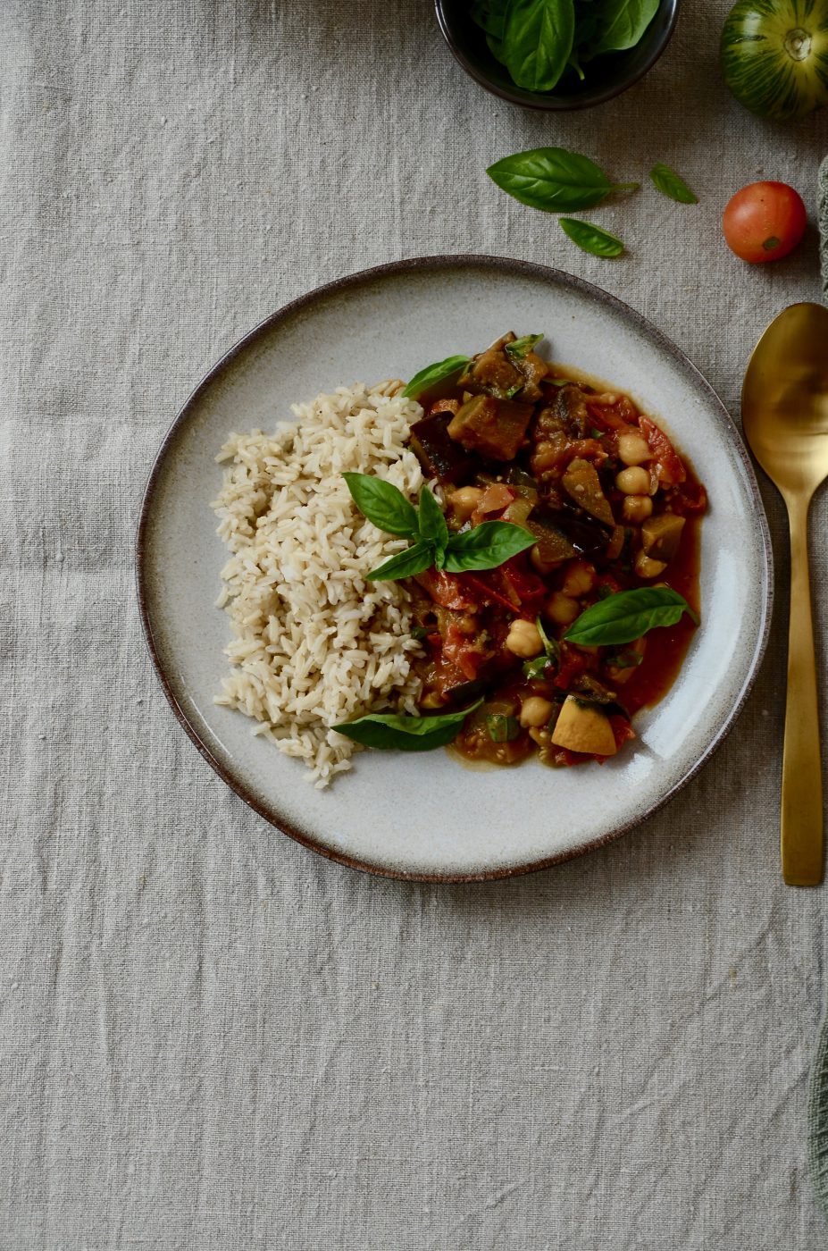 Auberginen-Zucchini-Curry mit Basilikum – Verschnaufpause ...